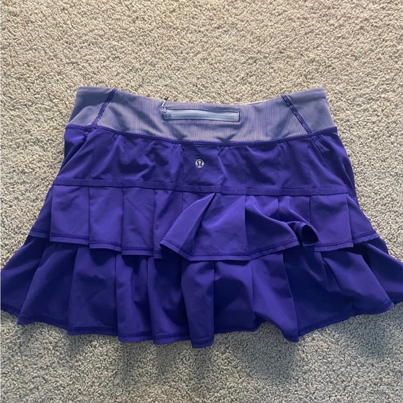 lululemon skirt - Picture 2 of 5